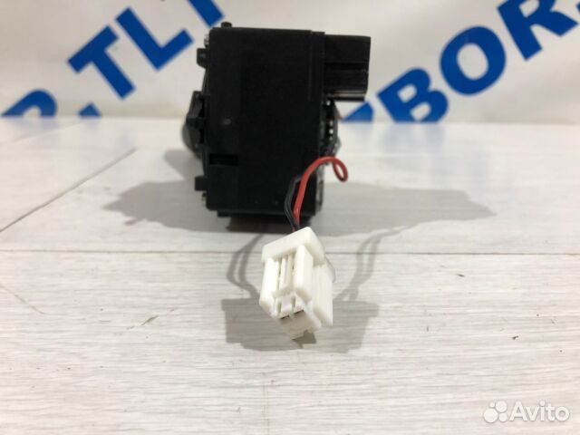 Переключатель подрулевой левый LADA xray 1.6 мт