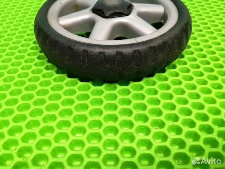 Колесо N 107 для прогулочной коляски