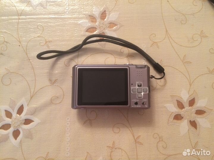 Фотоаппарат Panasonic Lumix DMC-FX100