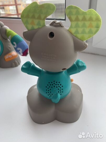 Игрушка лось Fisher price