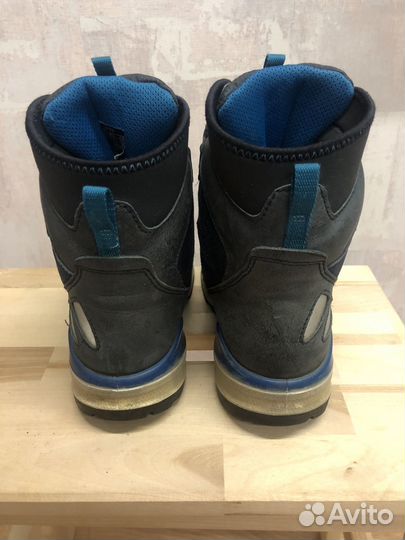 Ботинки зимние ecco 33