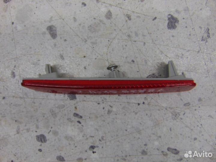 Отражатель в бампер задний левый Suzuki SX4 2006-2