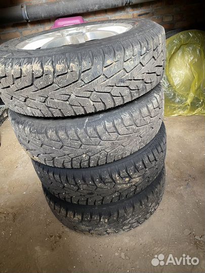 Комплект зимних колес r15