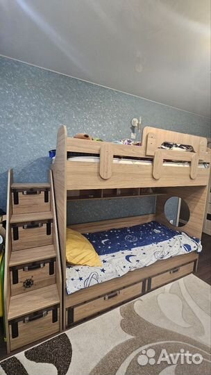 Двухъярусная кровать бу