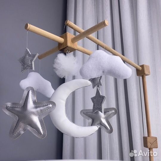 Мобиль в кроватку