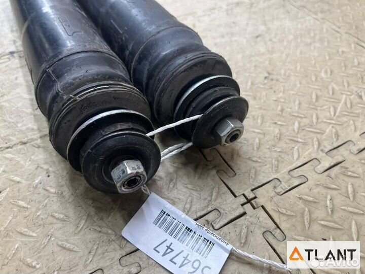 Амортизатор задний toyota prius