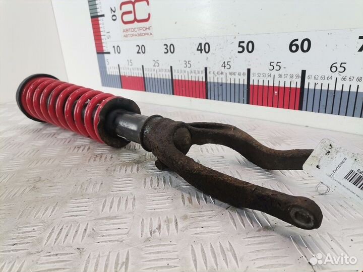 Стойка амортизатора переднего правого Honda Civic