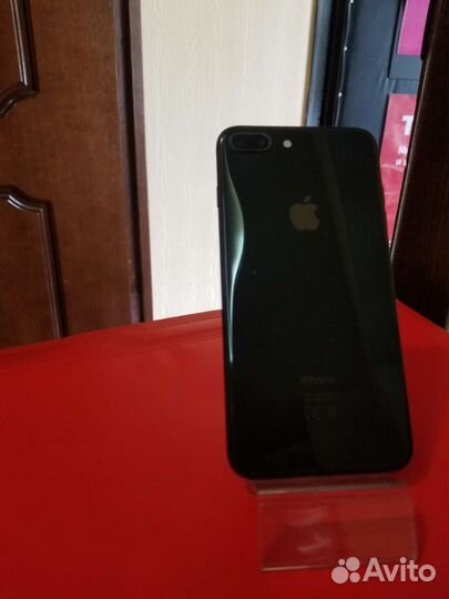 iPhone 8 plus 64gb 3г