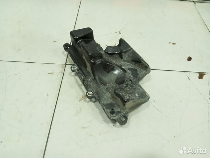 Воздушный ресивер двигателя Audi Q8