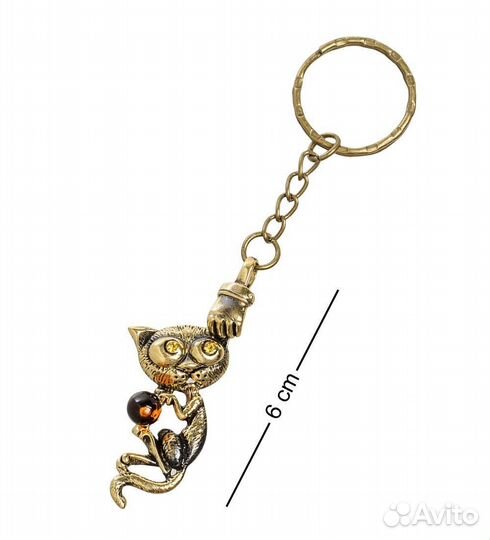 Брелок из янтаря 