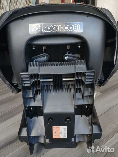 Автокресло от 9 до 18 кг maxi cosi priori