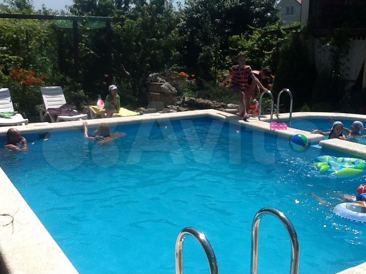 Комната 15 м² в 1-к., 2/2 эт.