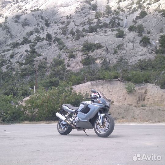 Ducati st-2