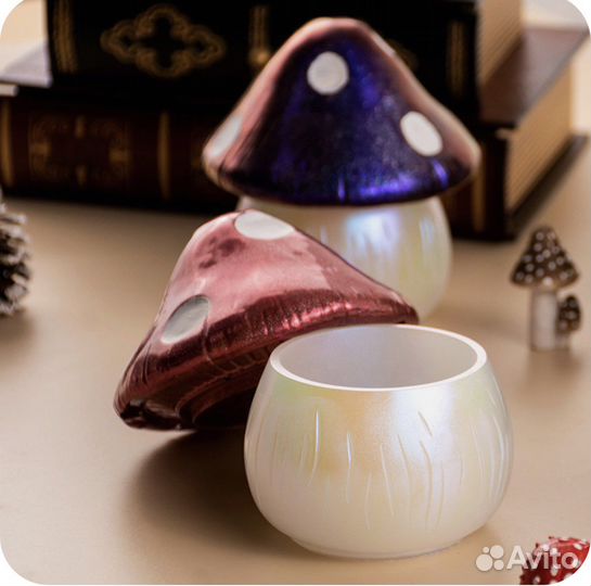 Вазы из гипса, шкатулка, подсвечник, фигурки