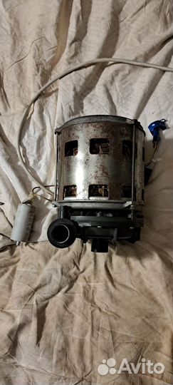 Эл.двигатель 220 в с насосом