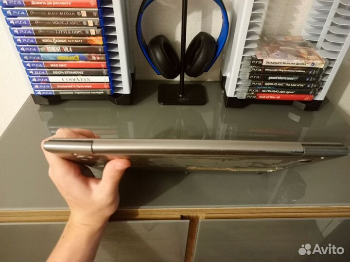 Ноутбук на разбор Samsung np530u3c