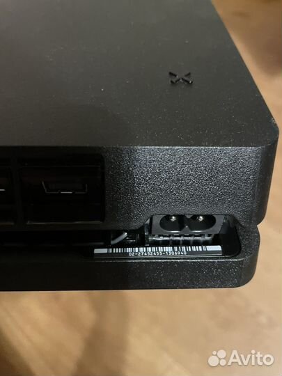 Sony Playstation 4 slim 1tb