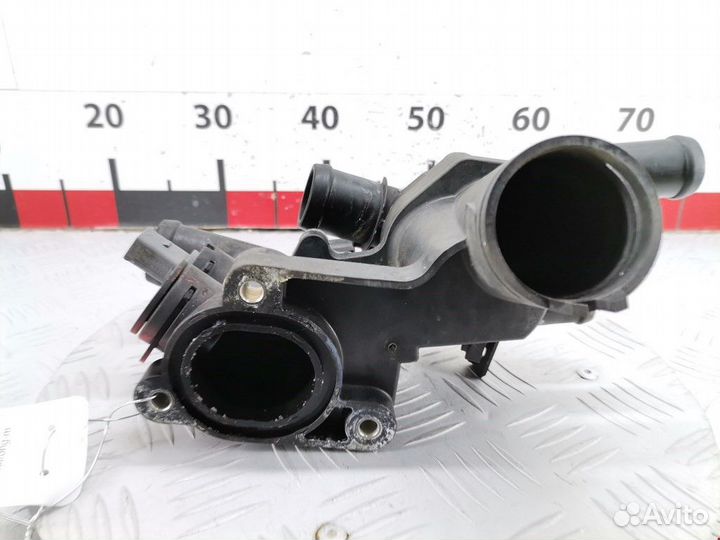 Корпус термостата seat Ibiza 3 2005 032121111AP