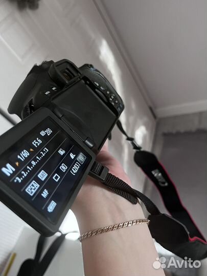 Зеркальный фотоаппарат canon 650d