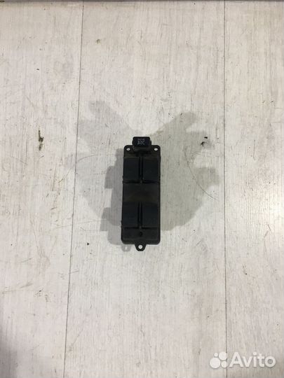 Блок управления стеклоподъёмниками mazda 3 BK 2.0