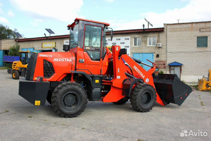 Фронтальный погрузчик Redstar 2500GTS, 2023