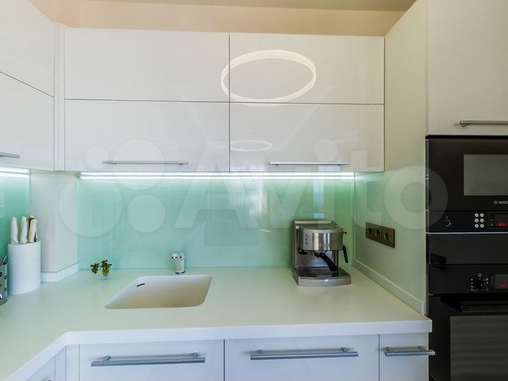 Дом 285 м² на участке 5 сот.