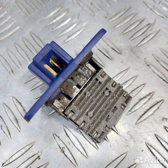 Резистор печки Hyundai Getz G4EE 1.4 2006