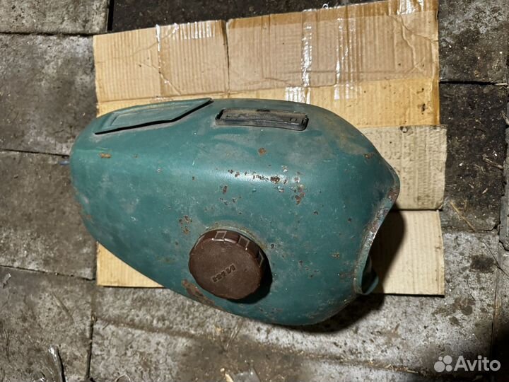Топливный бак мотоцикла иж
