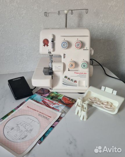 Оверлок MerryLock 004 (состояние нового)