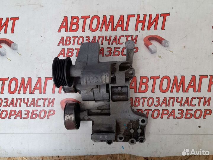 Кронштейн крепление генератора Хендай ix35