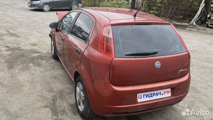 Коленвал Fiat Grande Punto (199) 71732627