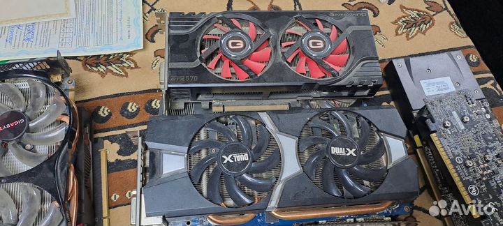 Видеокарты одним лотом