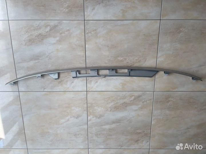 Накладка крышки багажника Land Rover Range Rover 4