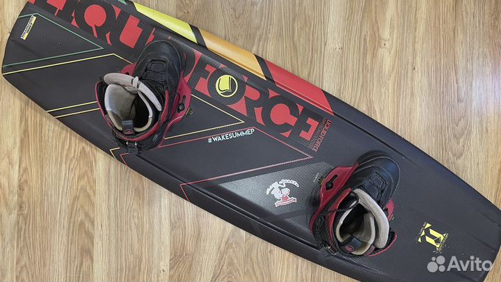Вейкборд Liquid Force + Ботинки Liquid Force