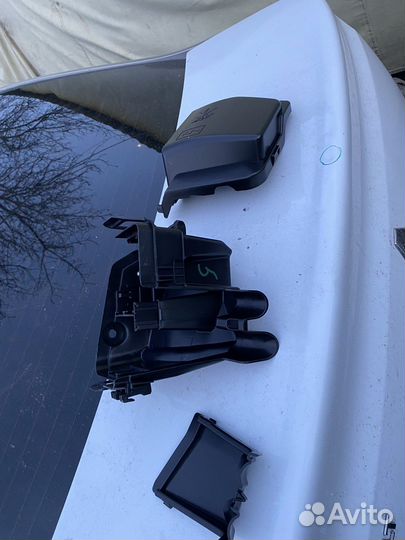 Корпус предохранителей Renault logan 2 Лада Веста