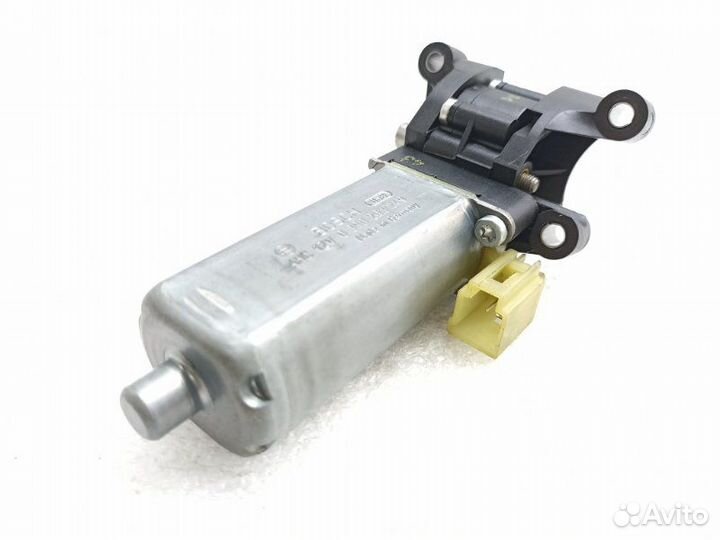 Мотор рулевой колонки Mercedes-Benz S-Class W221