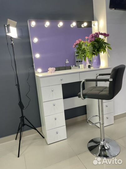 Аренда гримерного столика