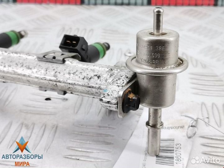 Форсунка Ford Focus рест. 2004 1429840