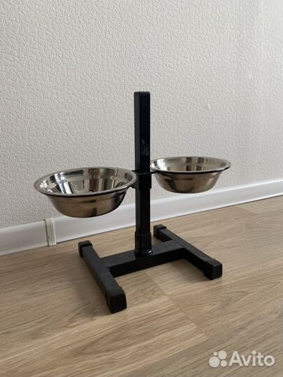 Миски для собак с подставкой 0,5 л