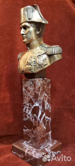Старнная скульптура Наполеон Бонапарт 19век