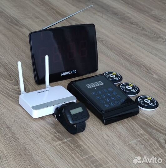 Кнопка вызова официанта комплект с часами и табло