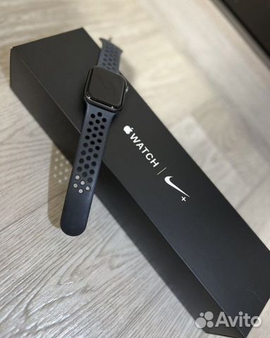 Часы apple watch 4