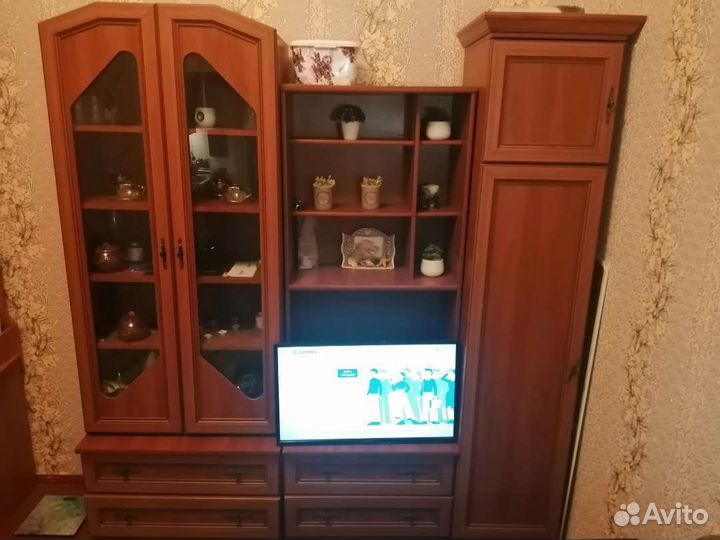 Стенка в гостиную