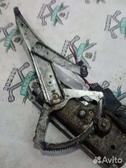 Стеклоподъёмник передний левый Opel Vectra B