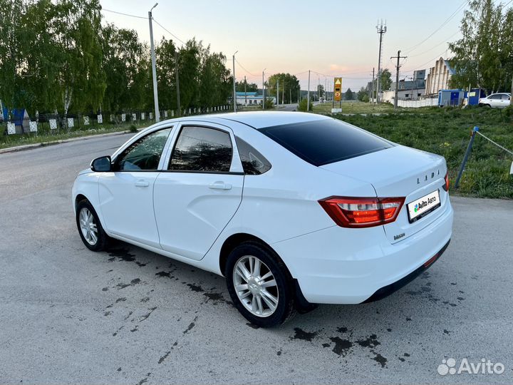 LADA Vesta 1.6 AMT, 2015, 158 800 км