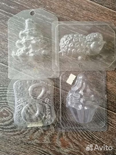 Формы для мыла пластиковые и силиконовые