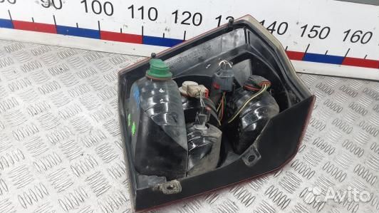 Фонарь задний правый dodge caliber (8AR09MY01)