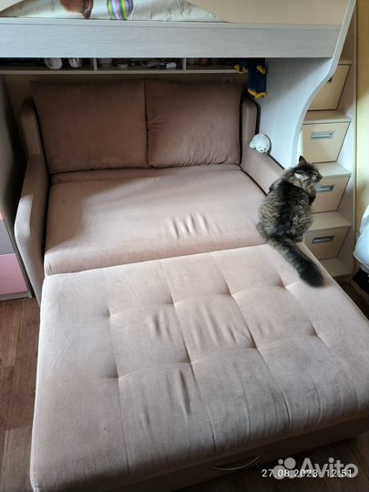 Мебель в детскую комнату