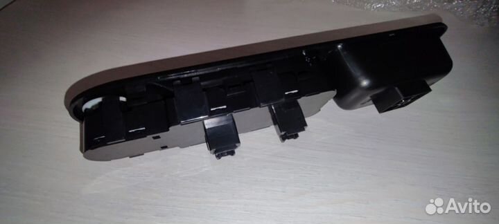 Блок стеклоподьемников Pegeot 307