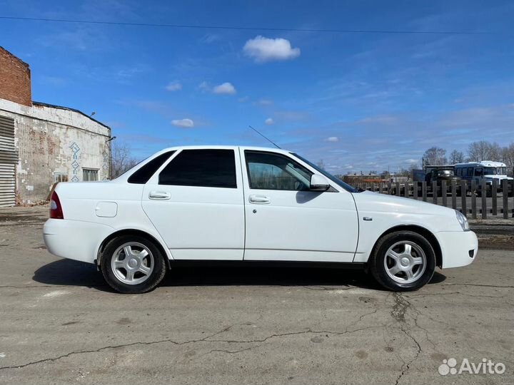 LADA Priora 1.6 МТ, 2011, 281 000 км